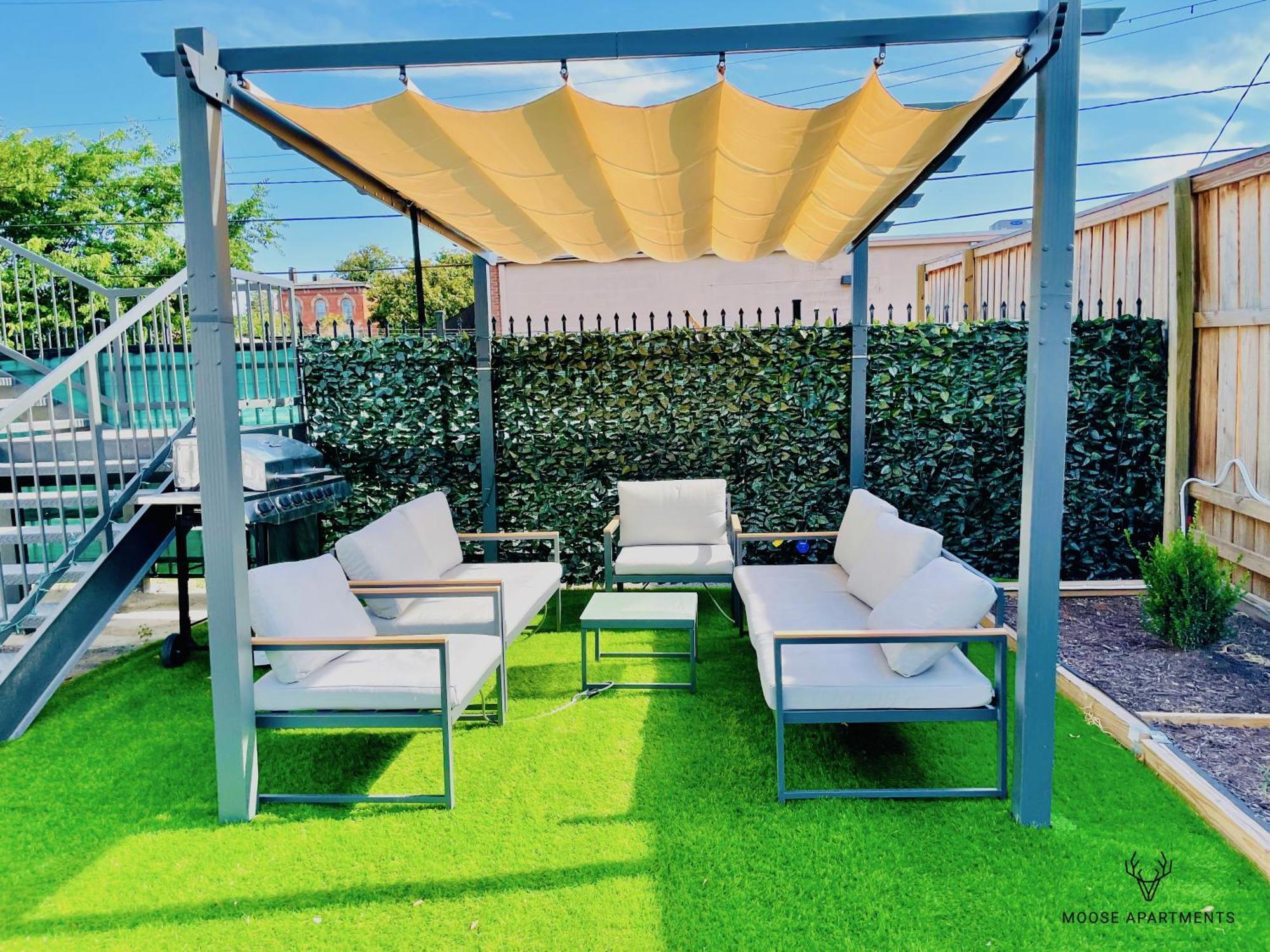 The Moose #3 - Modern Luxe With Free Gated Parking & Wifi *